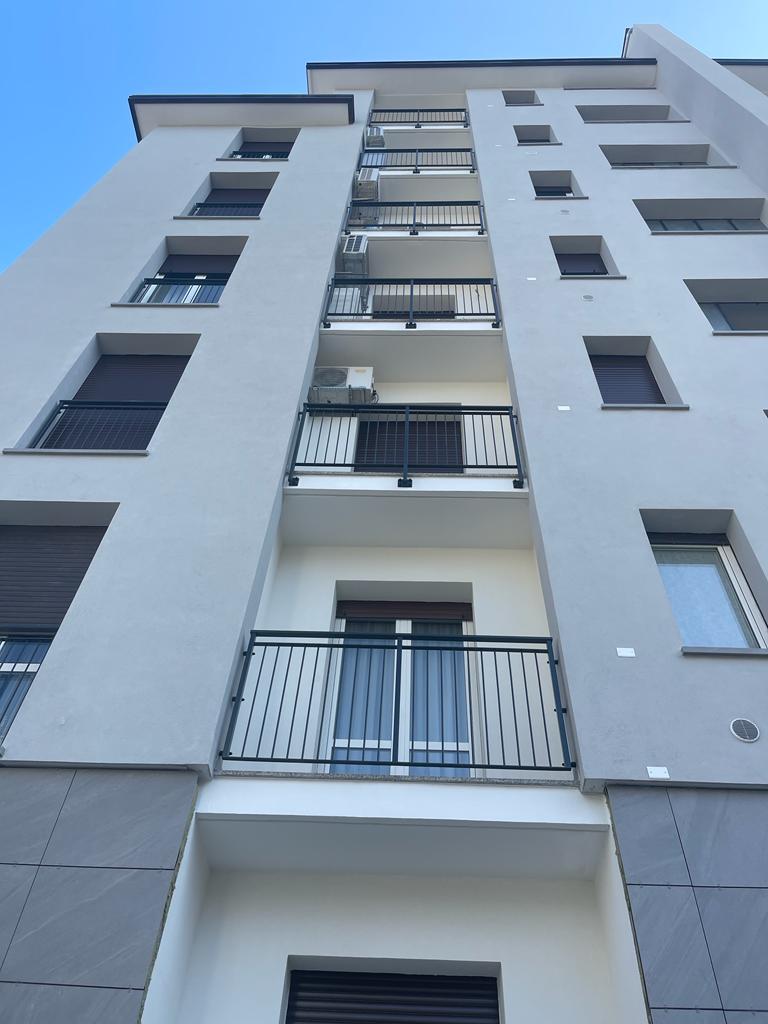 0b8ff932-408b-4bd8-b6ad-328a4c523819